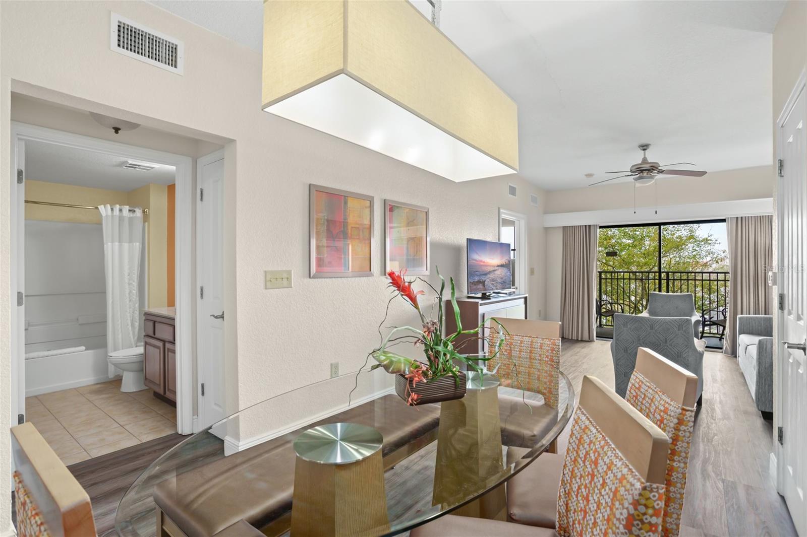 12538 Floridays Resort Unit 411, Orlando, FL 32821