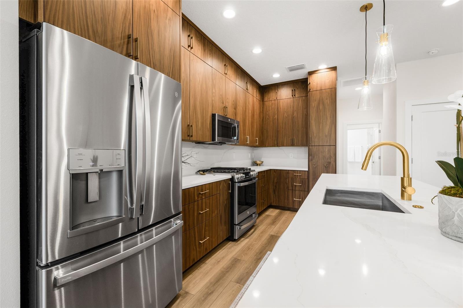 8631 5th Street North, St Petersburg, FL 33702