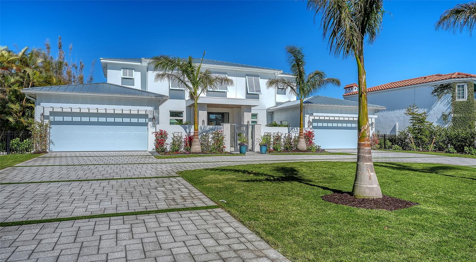 1521 Lake Shore, Sarasota, FL 34231