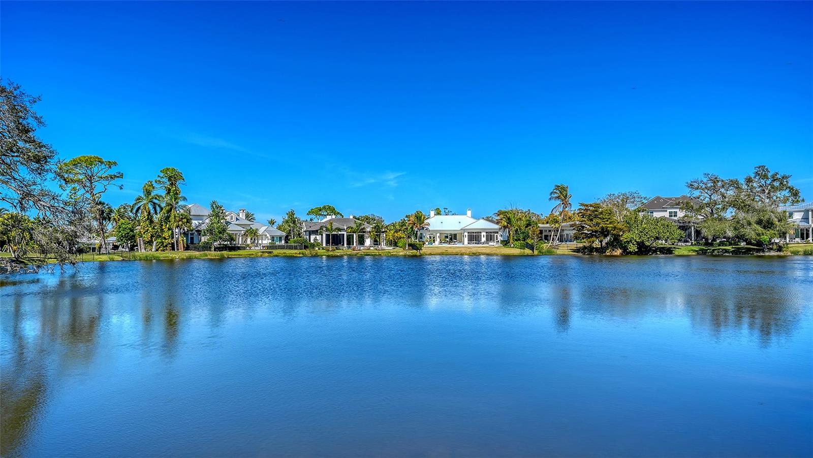 1521 Lake Shore, Sarasota, FL 34231