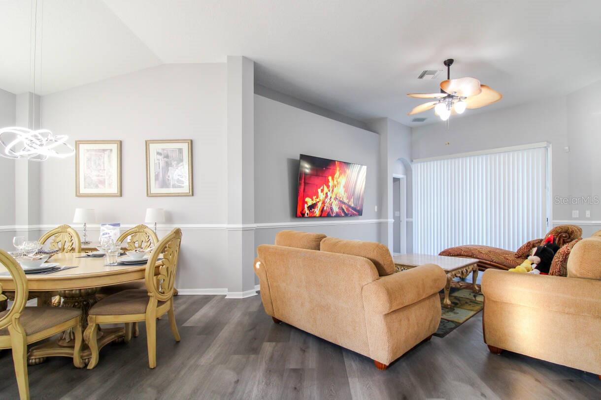 219 Plumoso Loop, Davenport, FL 33897
