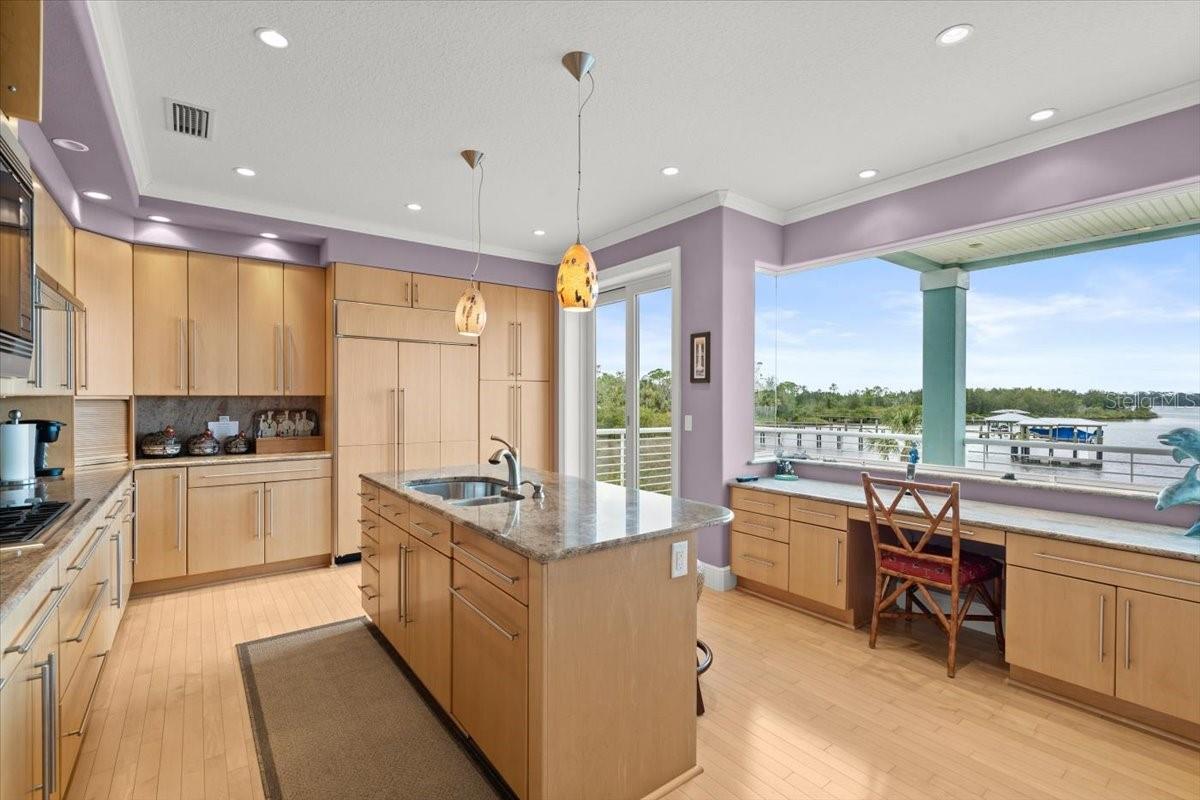 2806 Bay Vista, New Smyrna Beach, FL 32168
