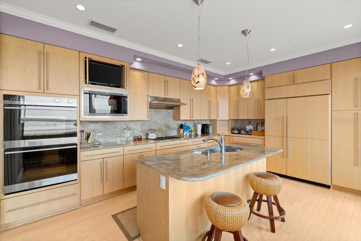 2806 Bay Vista, New Smyrna Beach, FL 32168