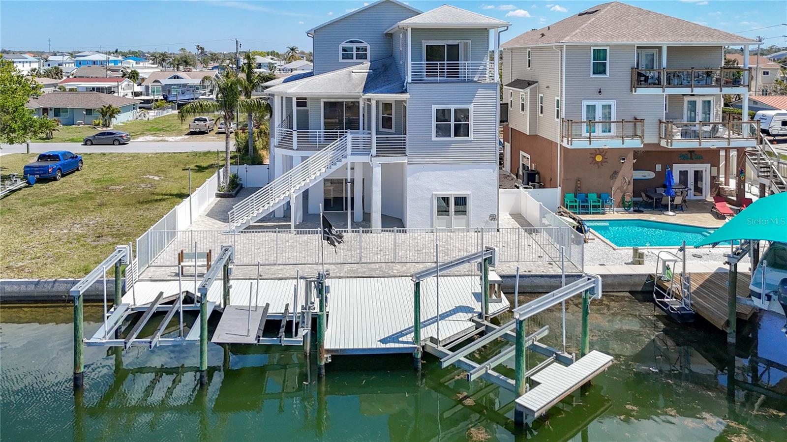 13737 Victor, Hudson, FL 34667