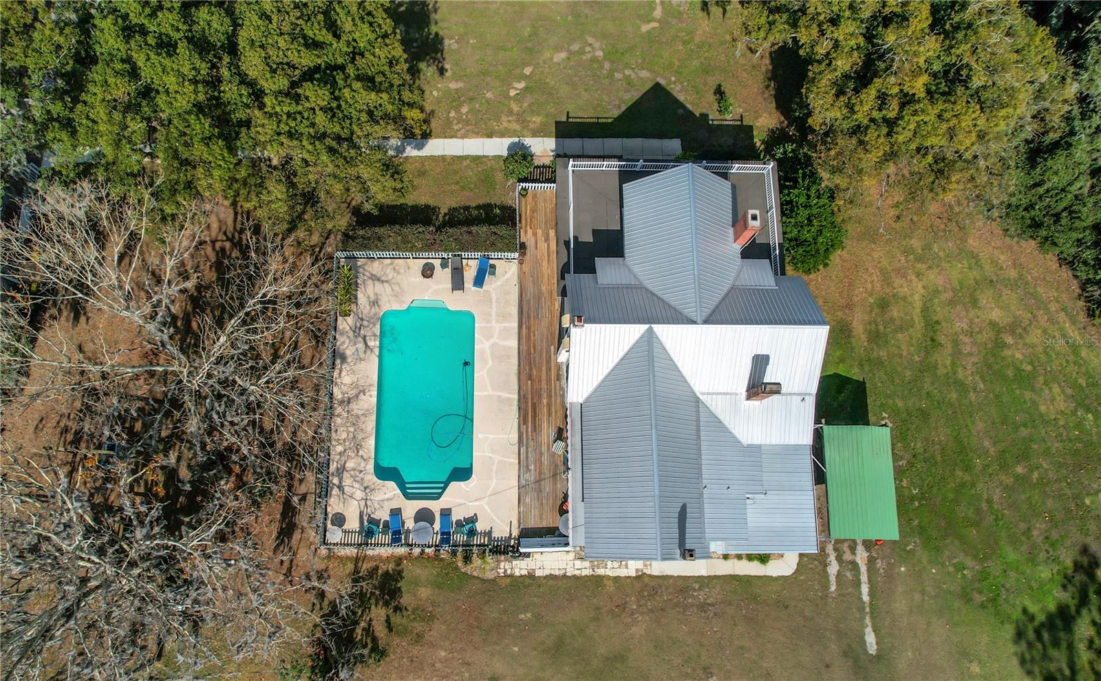 9210 County Road 48, Yalaha, FL 34797