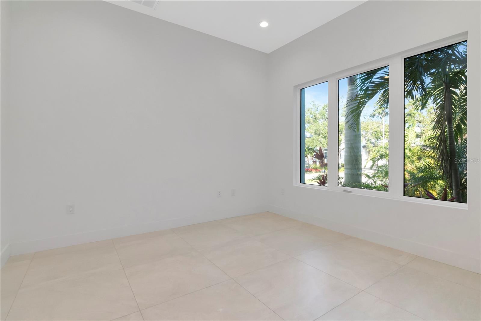 4604 Lowell, Tampa, FL 33629