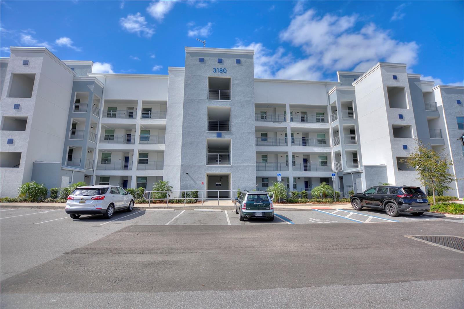 3180 Paradoux Circle Unit 205, Kissimmee, FL 34746