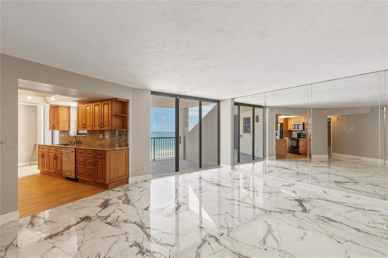 1600 Gulf Unit 512, Clearwater Beach, FL 33767