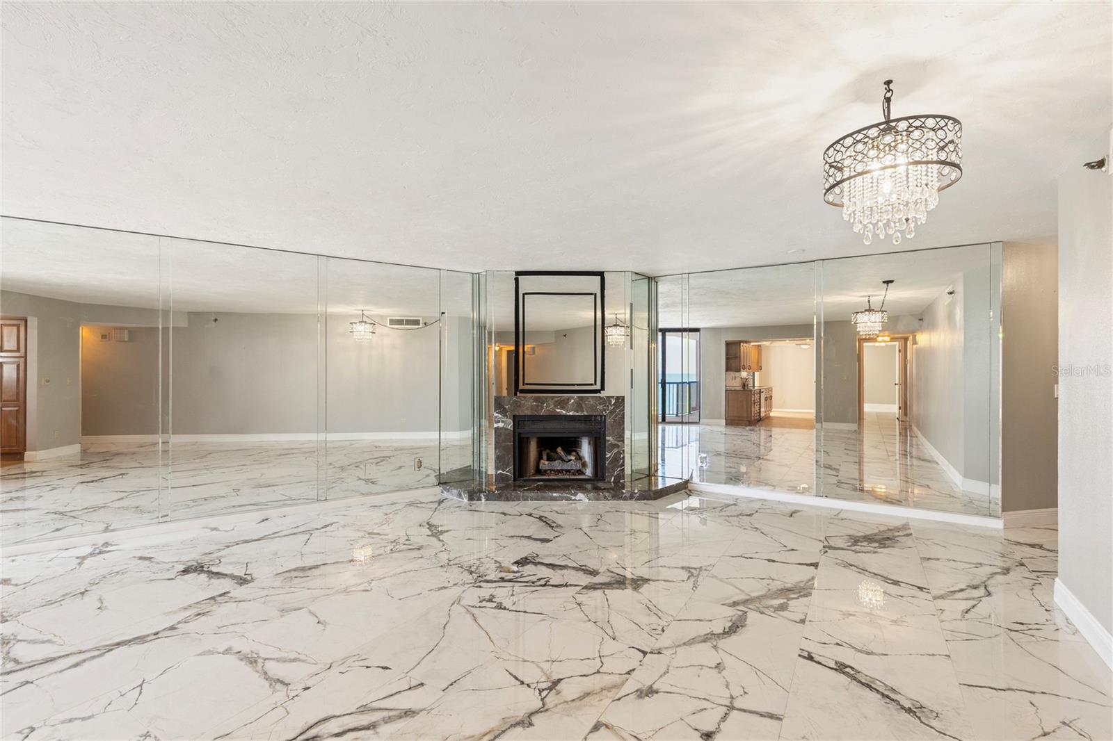 1600 Gulf Unit 512, Clearwater Beach, FL 33767