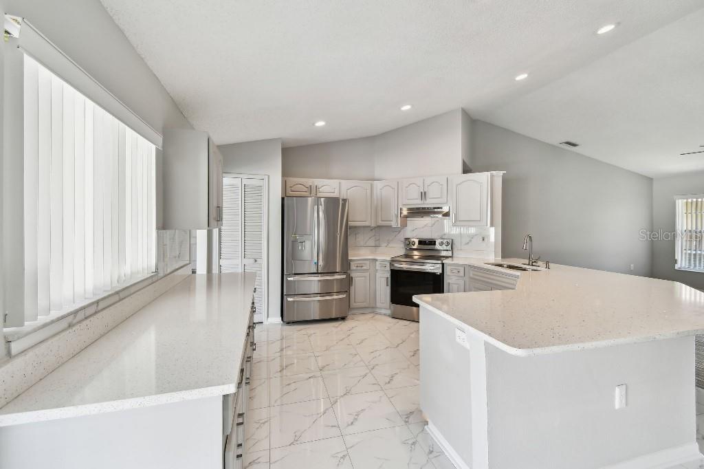 915 Brittany Park, Tarpon Springs, FL 34689