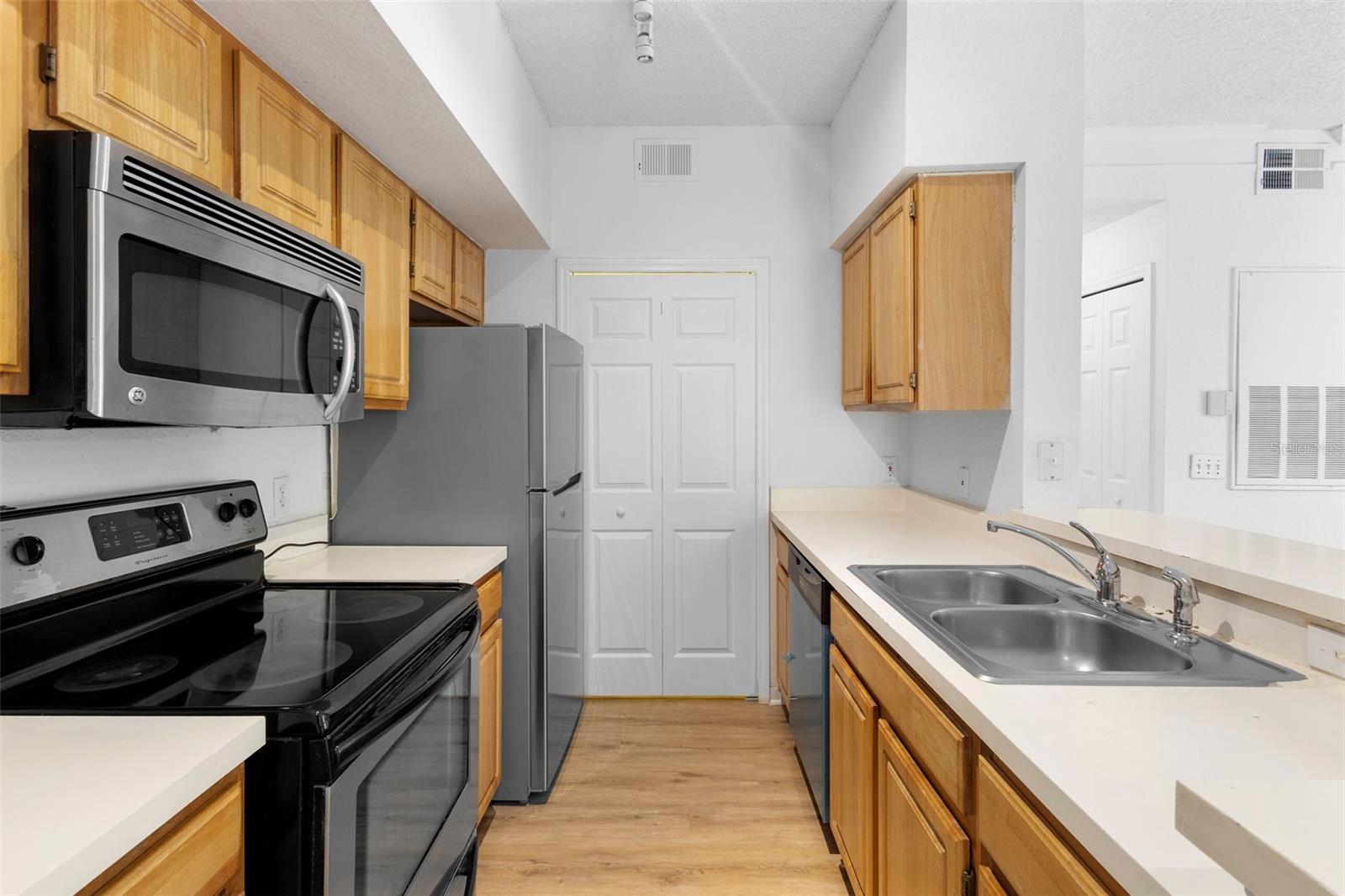 13037 Mulberry Park Unit 529, Orlando, FL 32821