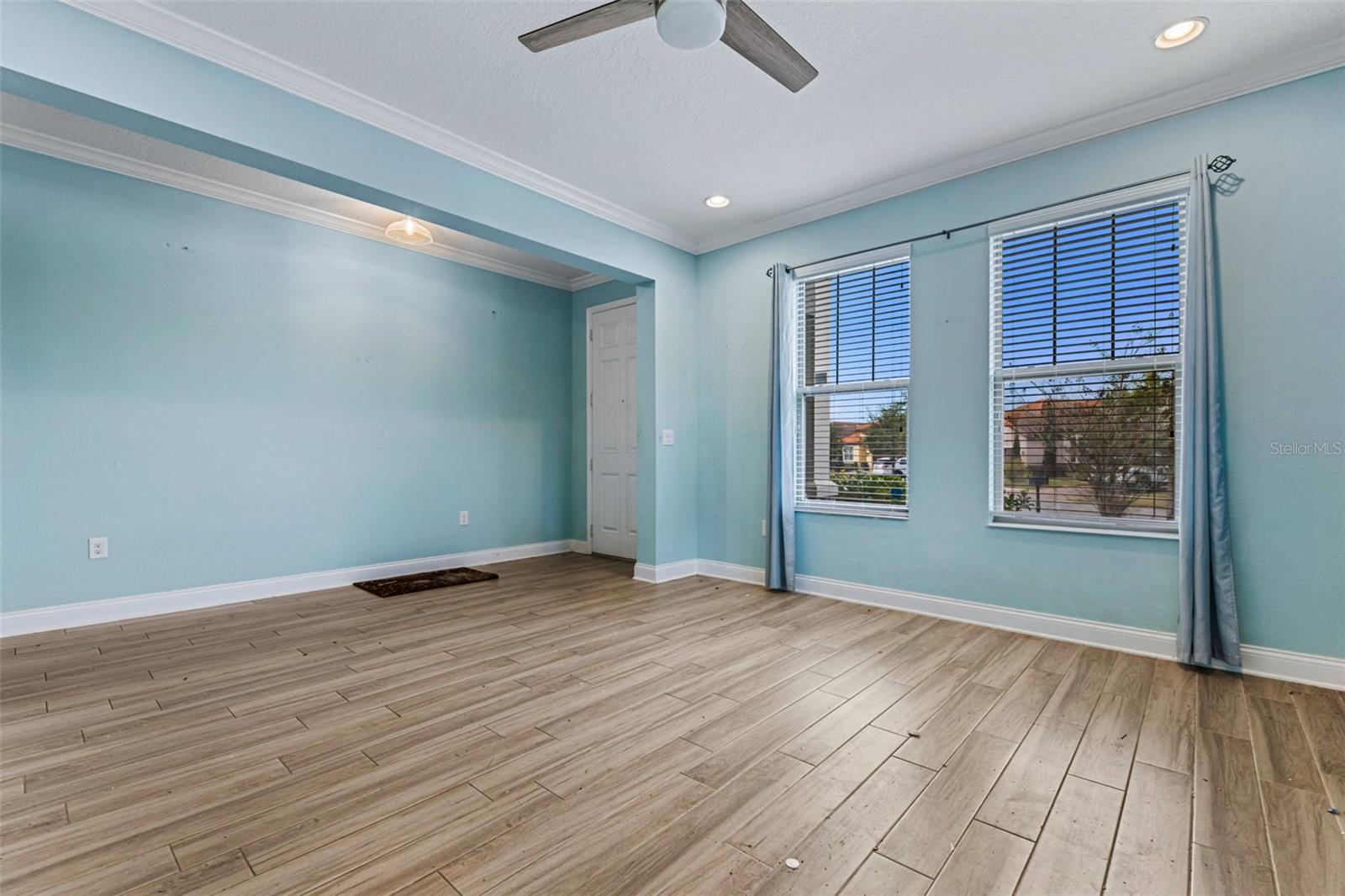 281 Ancona, Debary, FL 32713