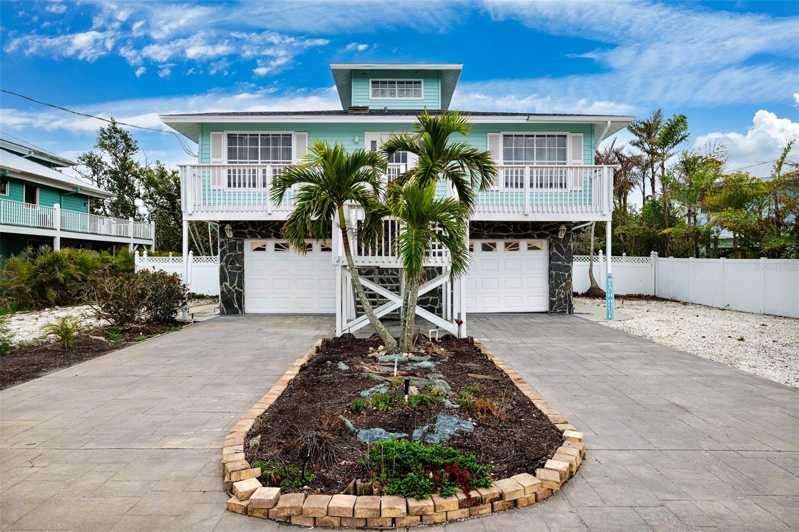 311 Poinsettia, Anna Maria, FL 34216