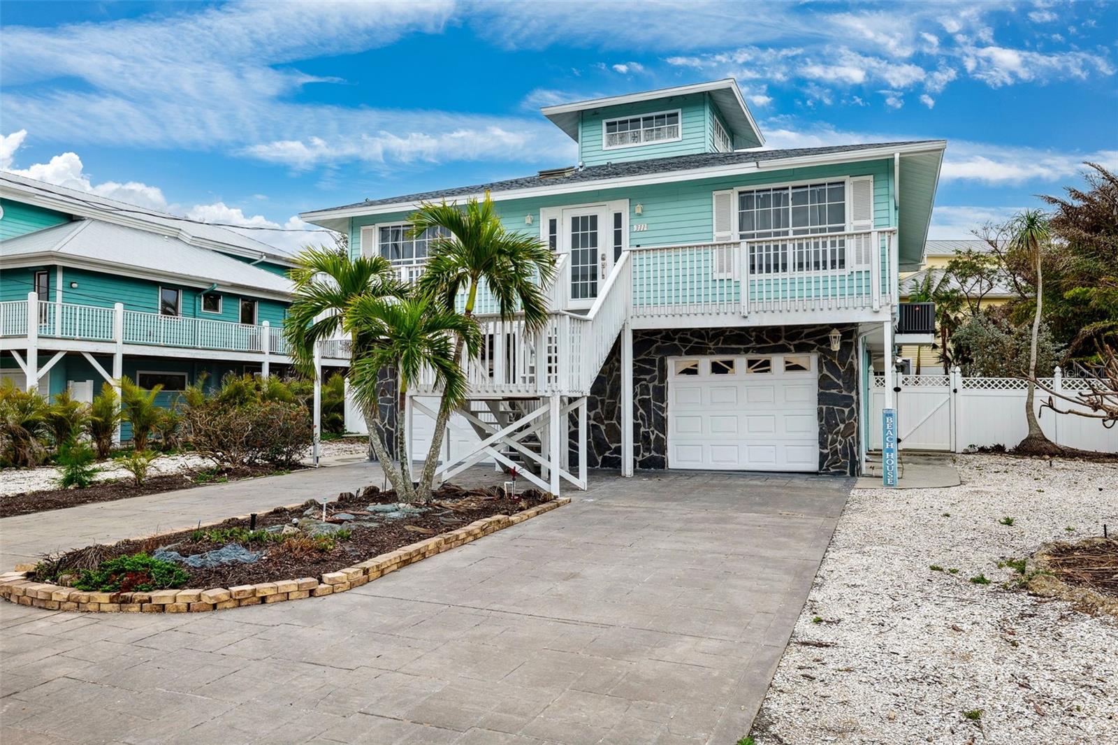 311 Poinsettia, Anna Maria, FL 34216