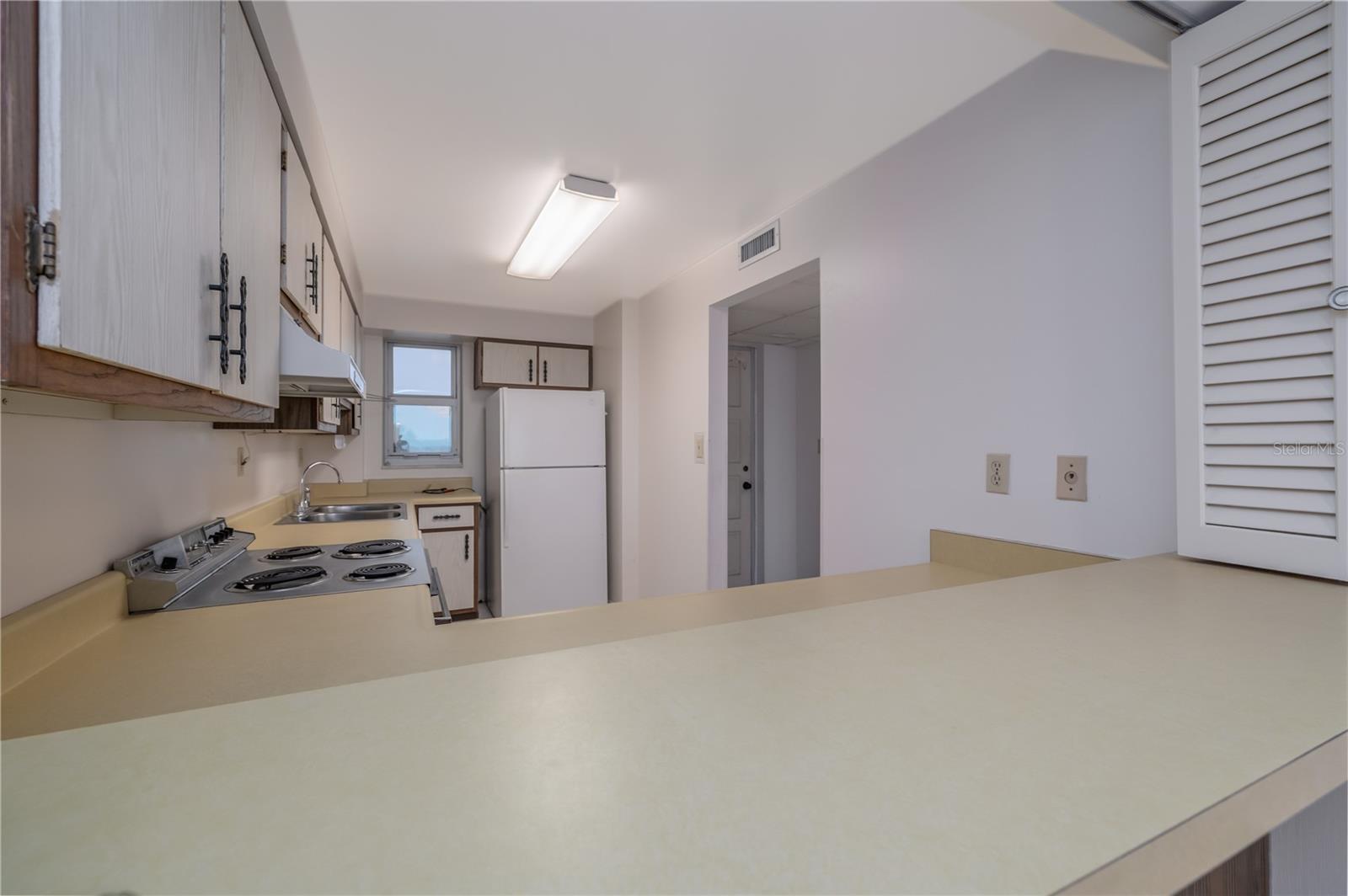 1133 Ocean Shore Unit 302, Ormond Beach, FL 32176