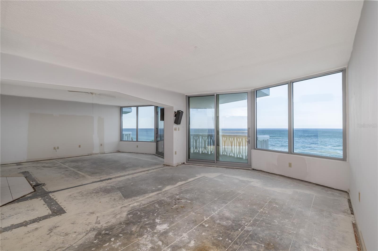 1133 Ocean Shore Unit 303, Ormond Beach, FL 32176