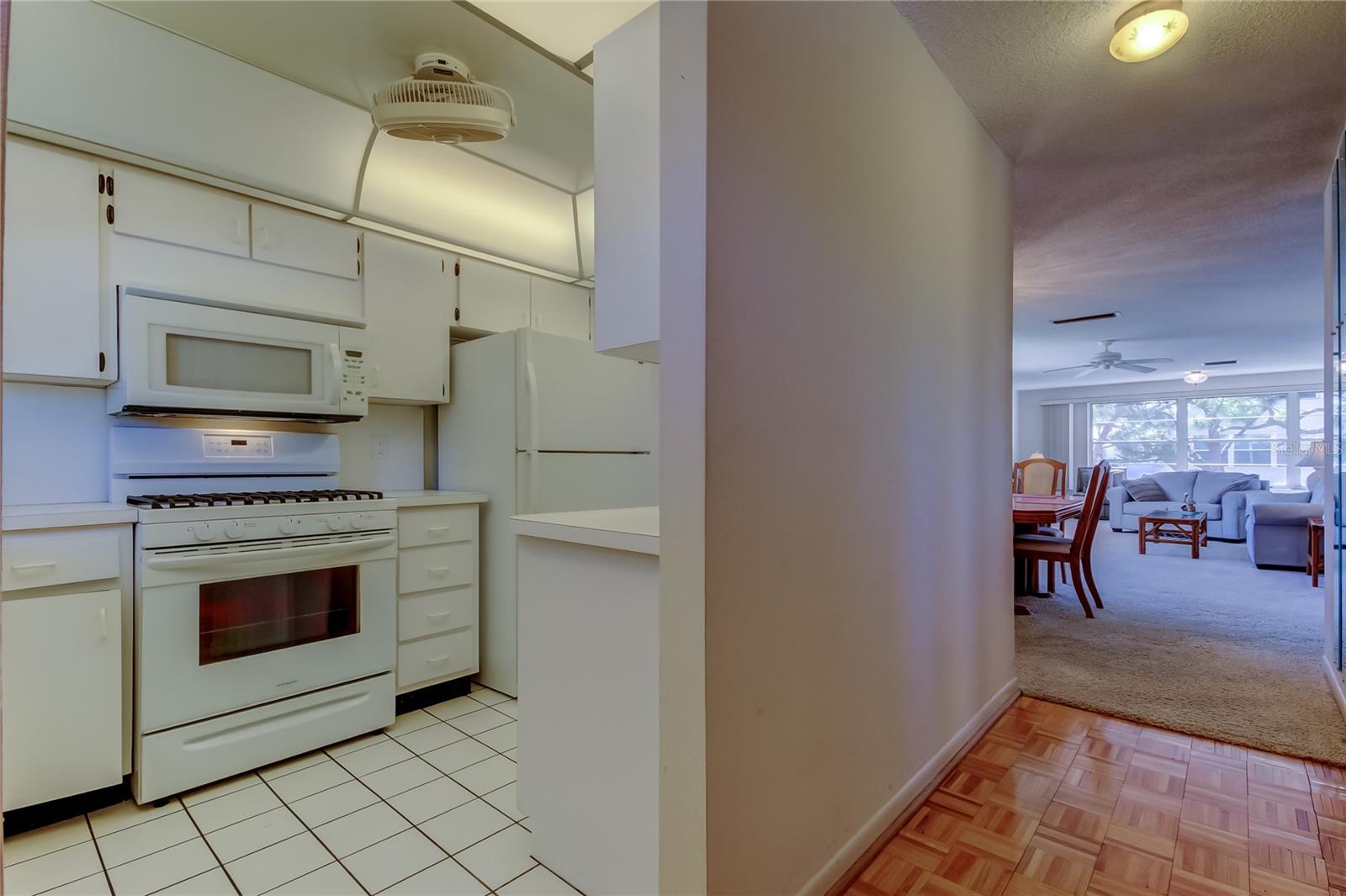 5521 80th Unit 315, St Petersburg, FL 33709