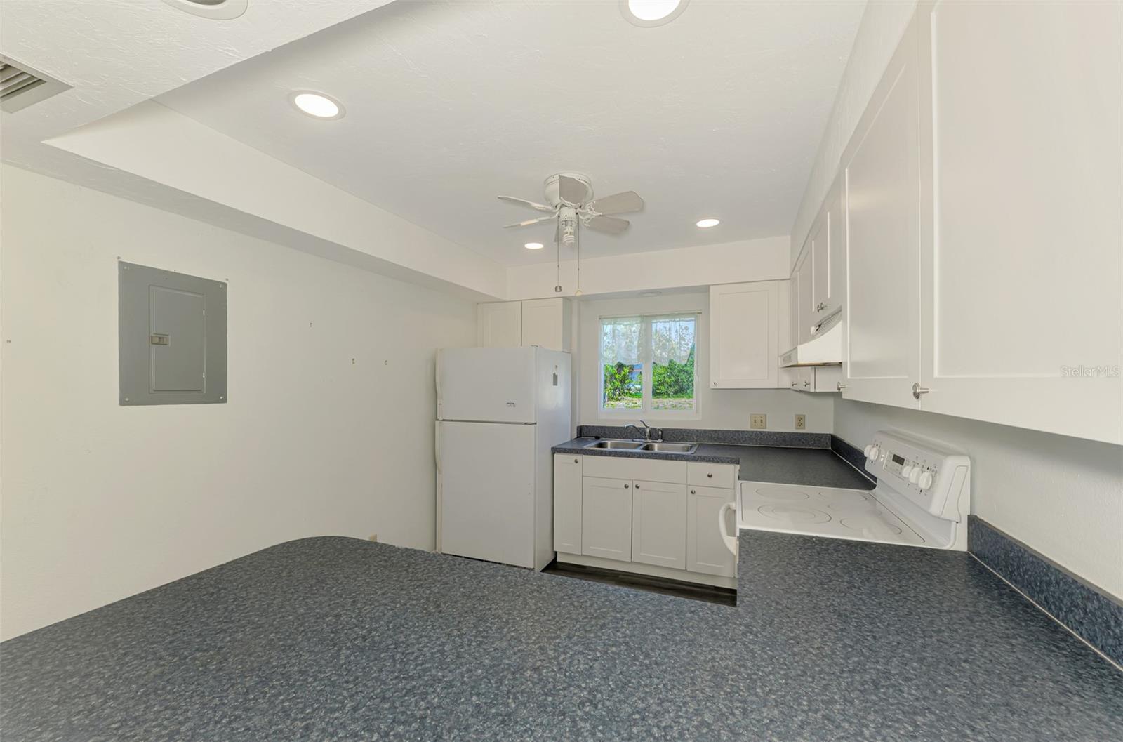 200 Rotonda Unit A2, Rotonda West, FL 33947