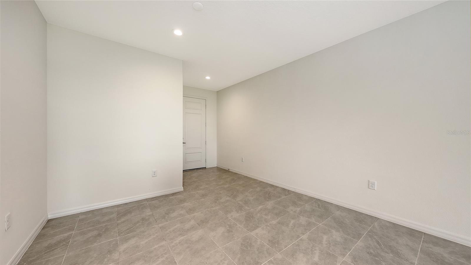 2360 Washington Palm, Bradenton, FL 34212