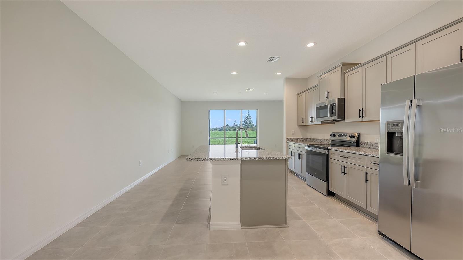 2360 Washington Palm, Bradenton, FL 34212