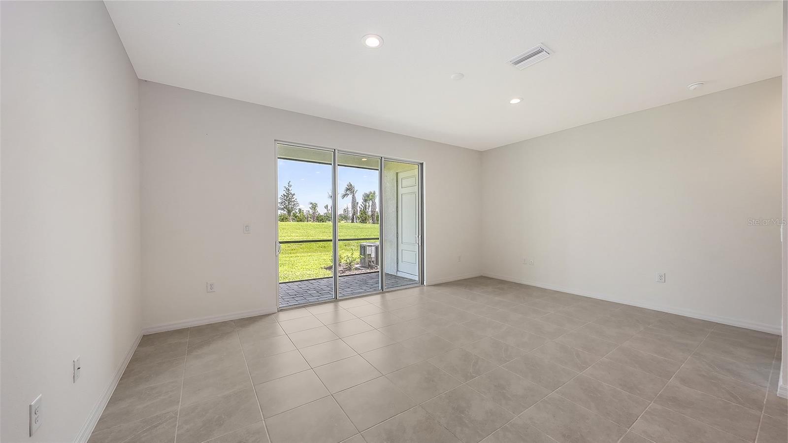 2360 Washington Palm, Bradenton, FL 34212