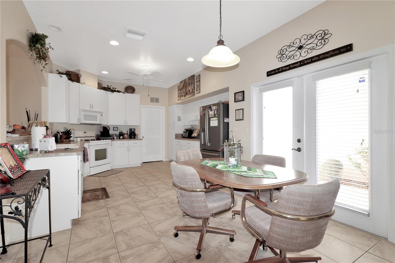 20751 Queen Alexandra, Leesburg, FL 34748