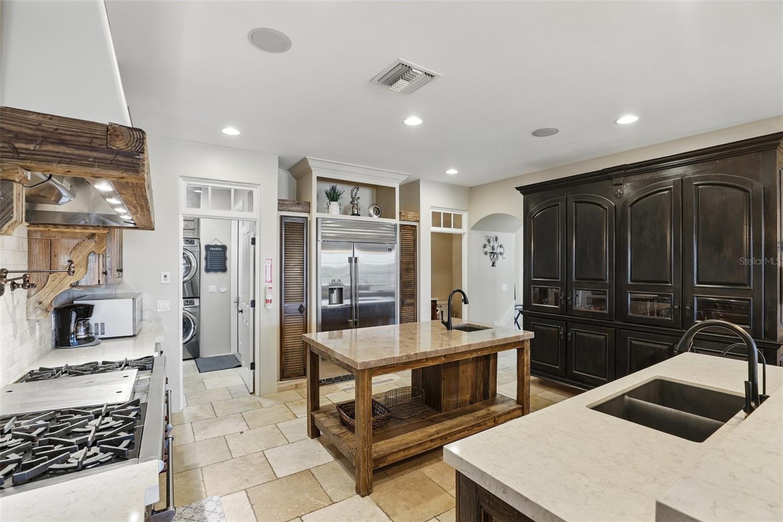 106 Victoria, Merritt Island, FL 32952