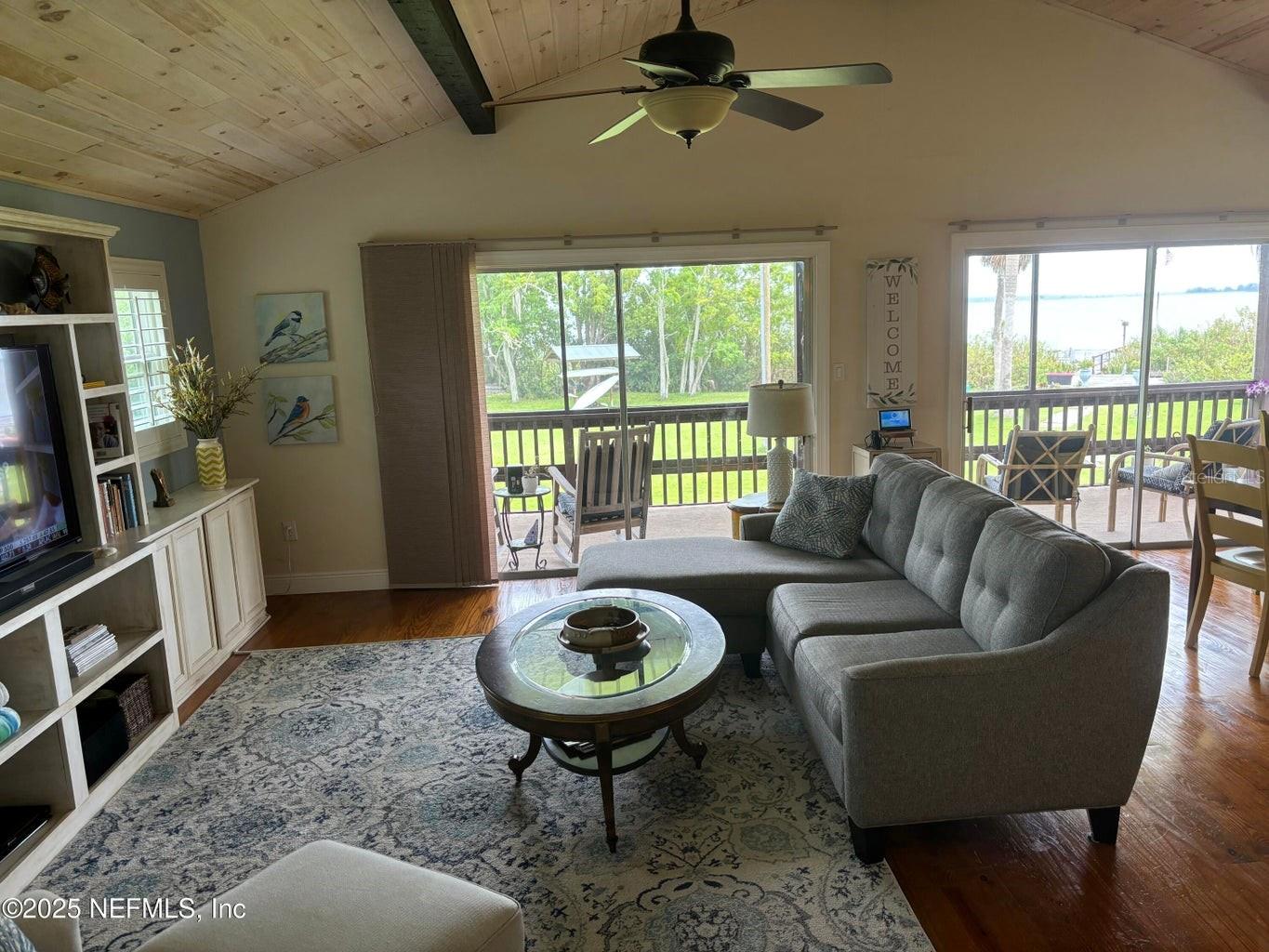 6001 Bird Island, Lady Lake, FL 32159