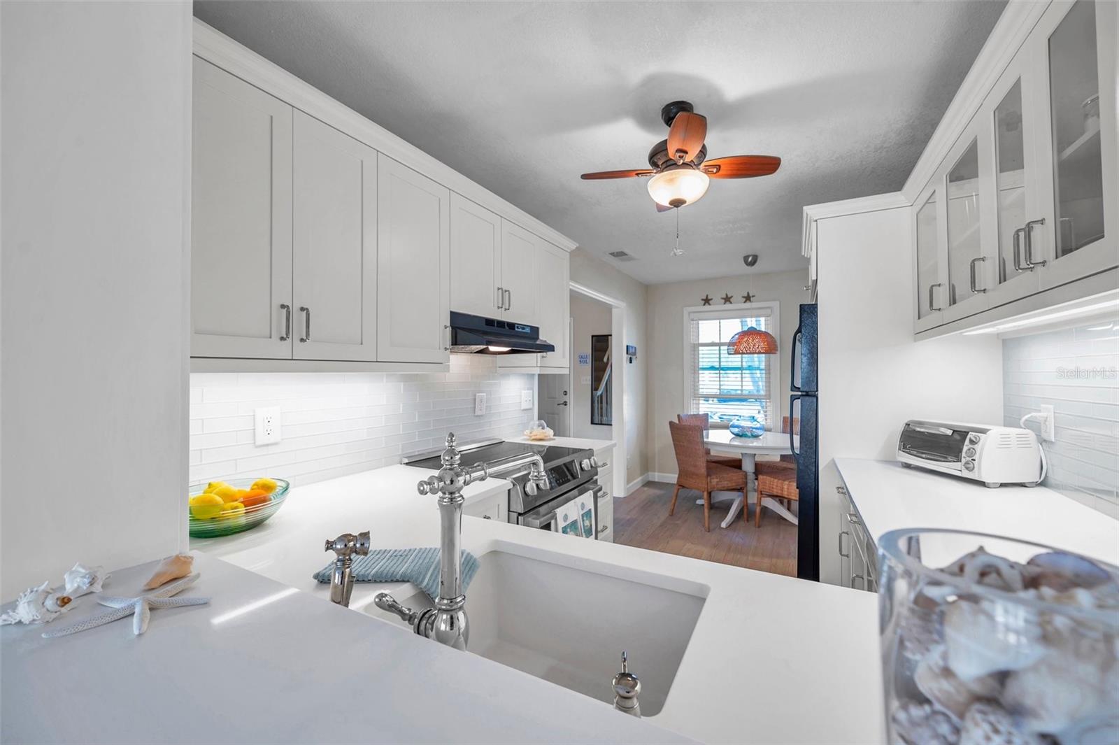 4766 Snook, St Petersburg, FL 33705