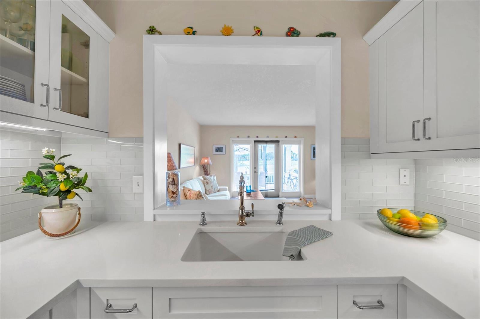 4766 Snook, St Petersburg, FL 33705