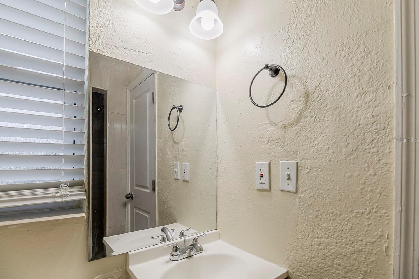 4320 Meadowbrook, Orlando, FL 32808
