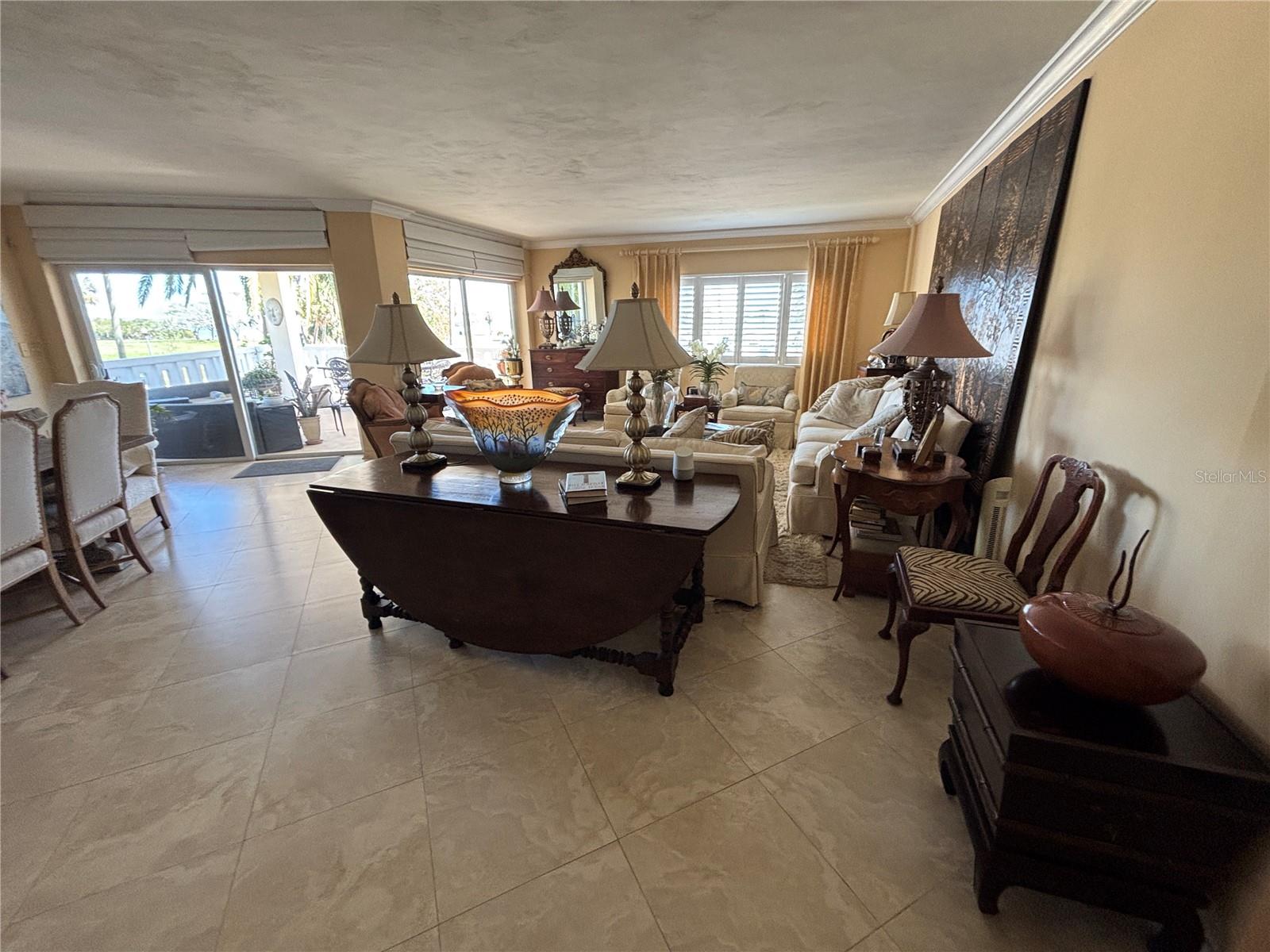 1200 Shore Unit 212, St Petersburg, FL 33701