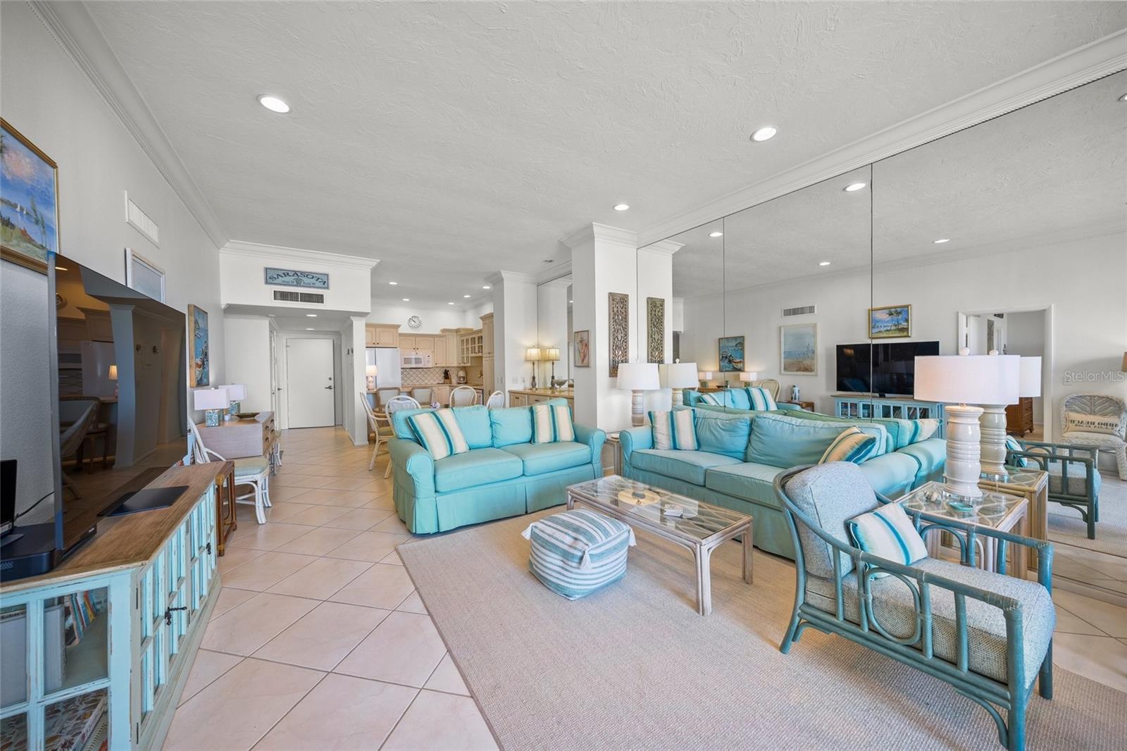 1212 Benjamin Franklin Unit 102, Sarasota, FL 34236