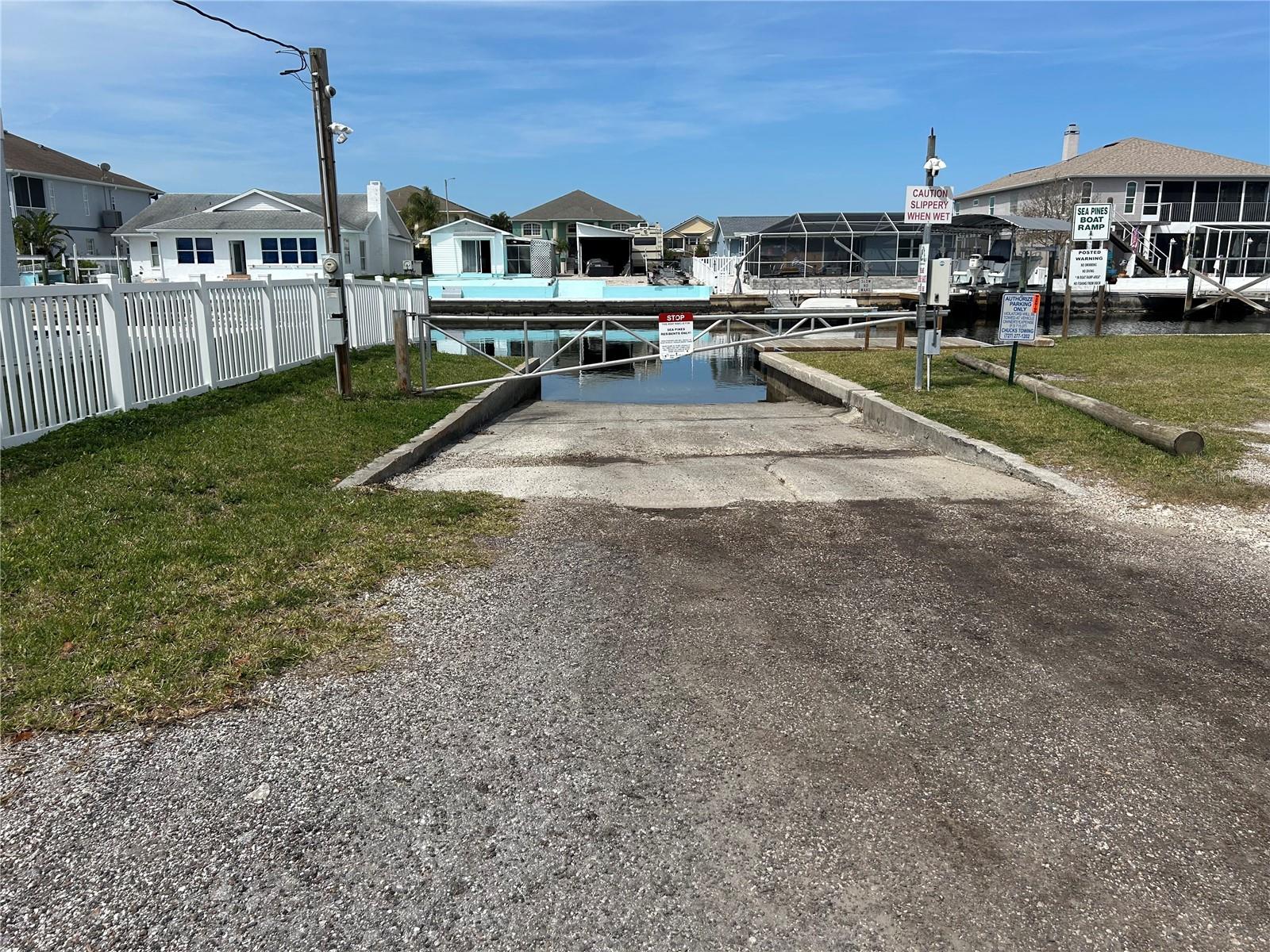 8437 Indies, Hudson, FL 34667