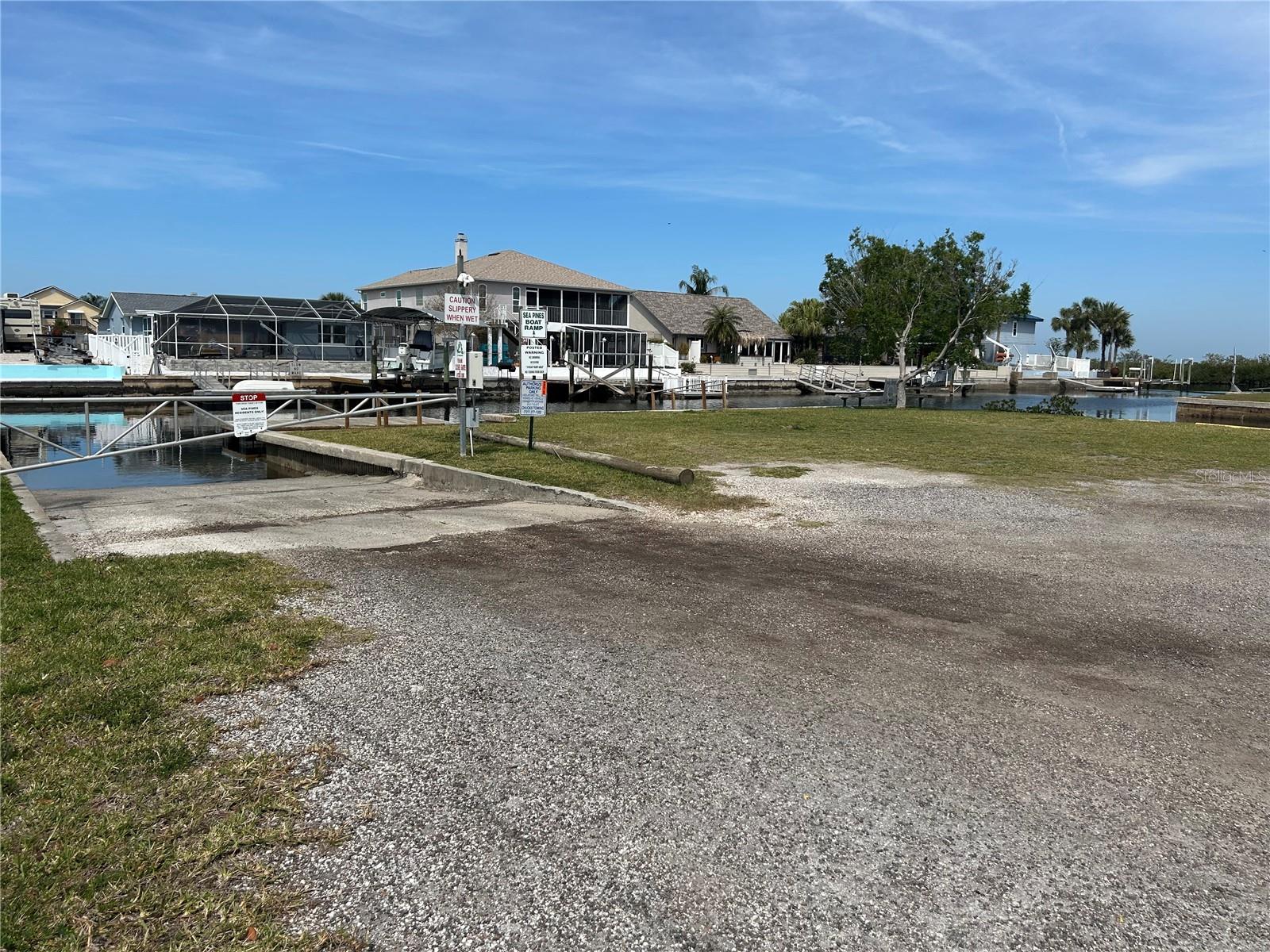 8437 Indies, Hudson, FL 34667