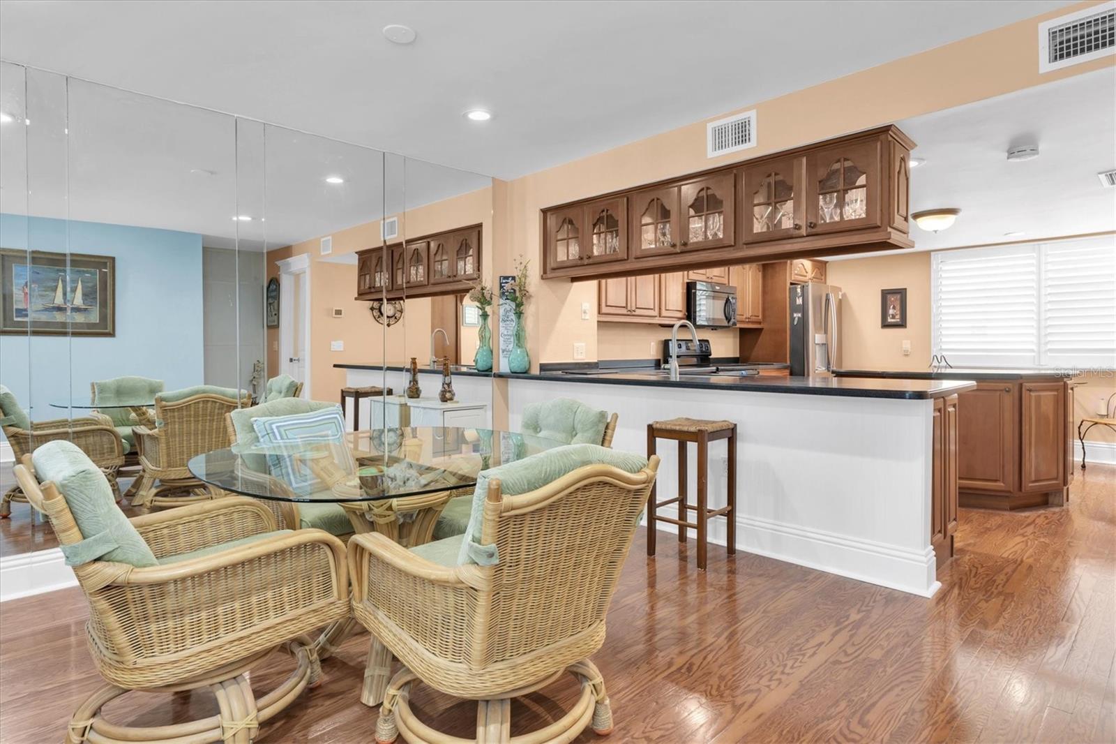553 Haven Point, Treasure Island, FL 33706