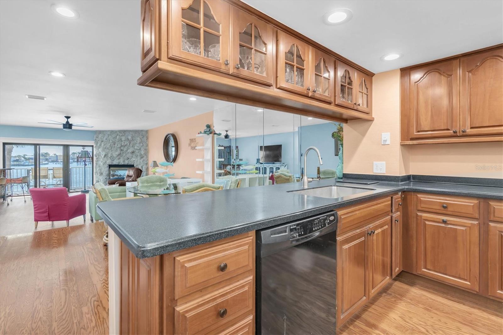 553 Haven Point, Treasure Island, FL 33706