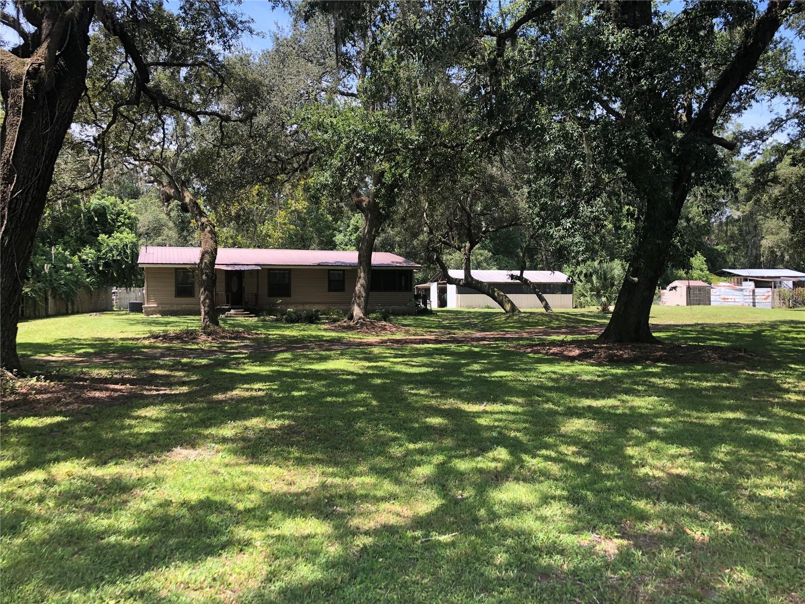136 Commercial, Coleman, FL 33521