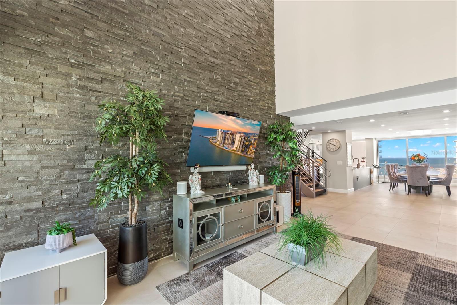 440 Gulfview Unit 1701, Clearwater Beach, FL 33767