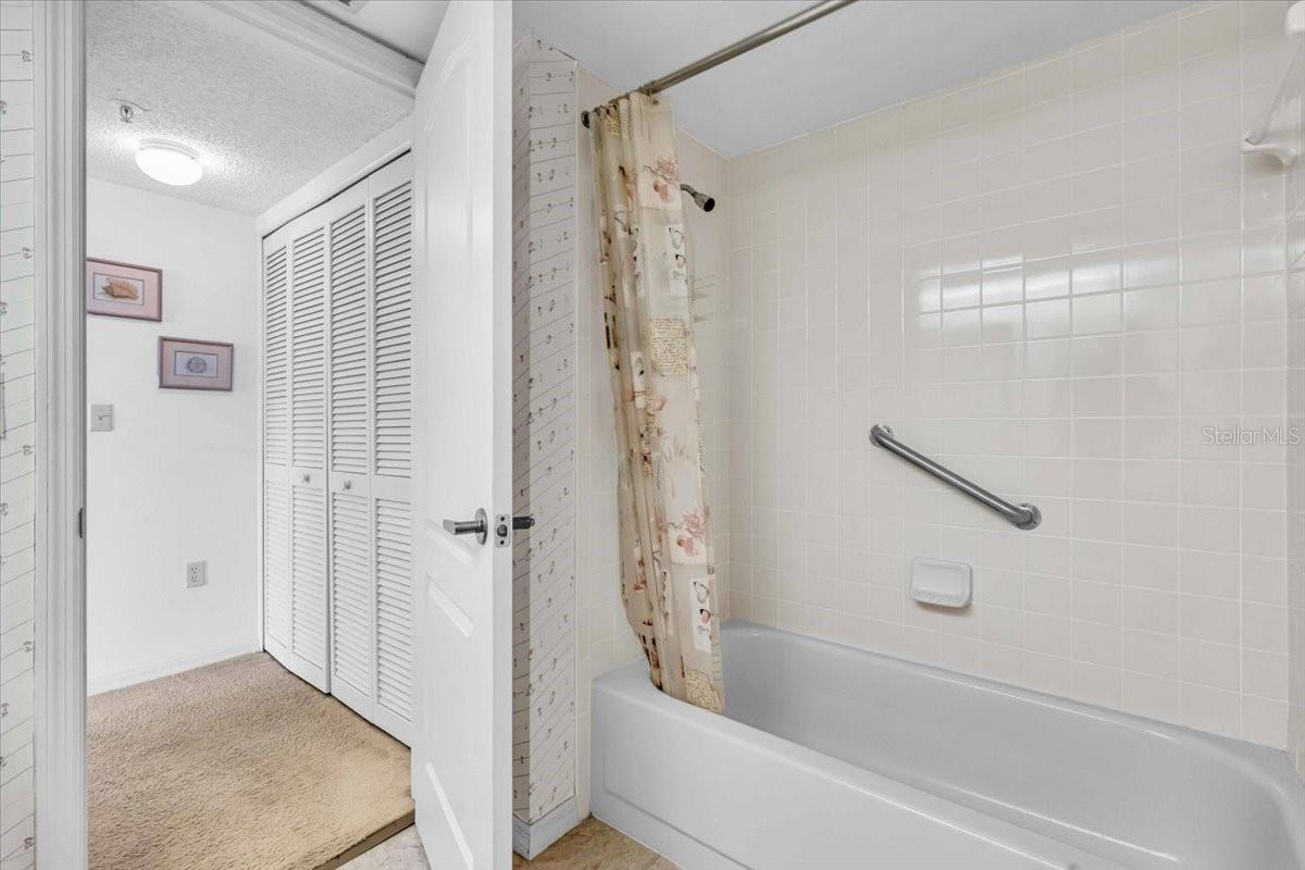 6501 Stone River Unit 209, Bradenton, FL 34203