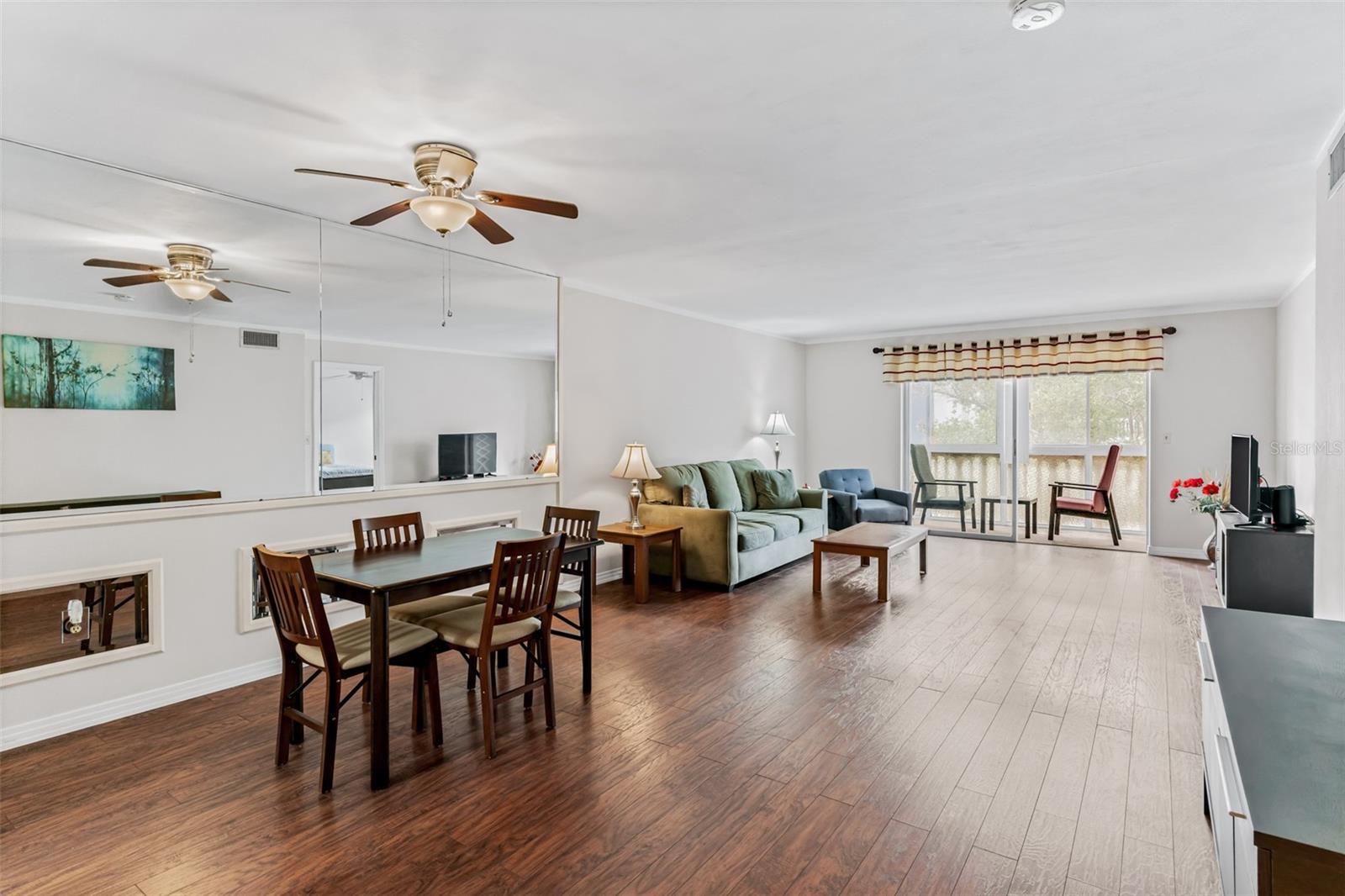 147 Bluff View Unit 206, Belleair Bluffs, FL 33770