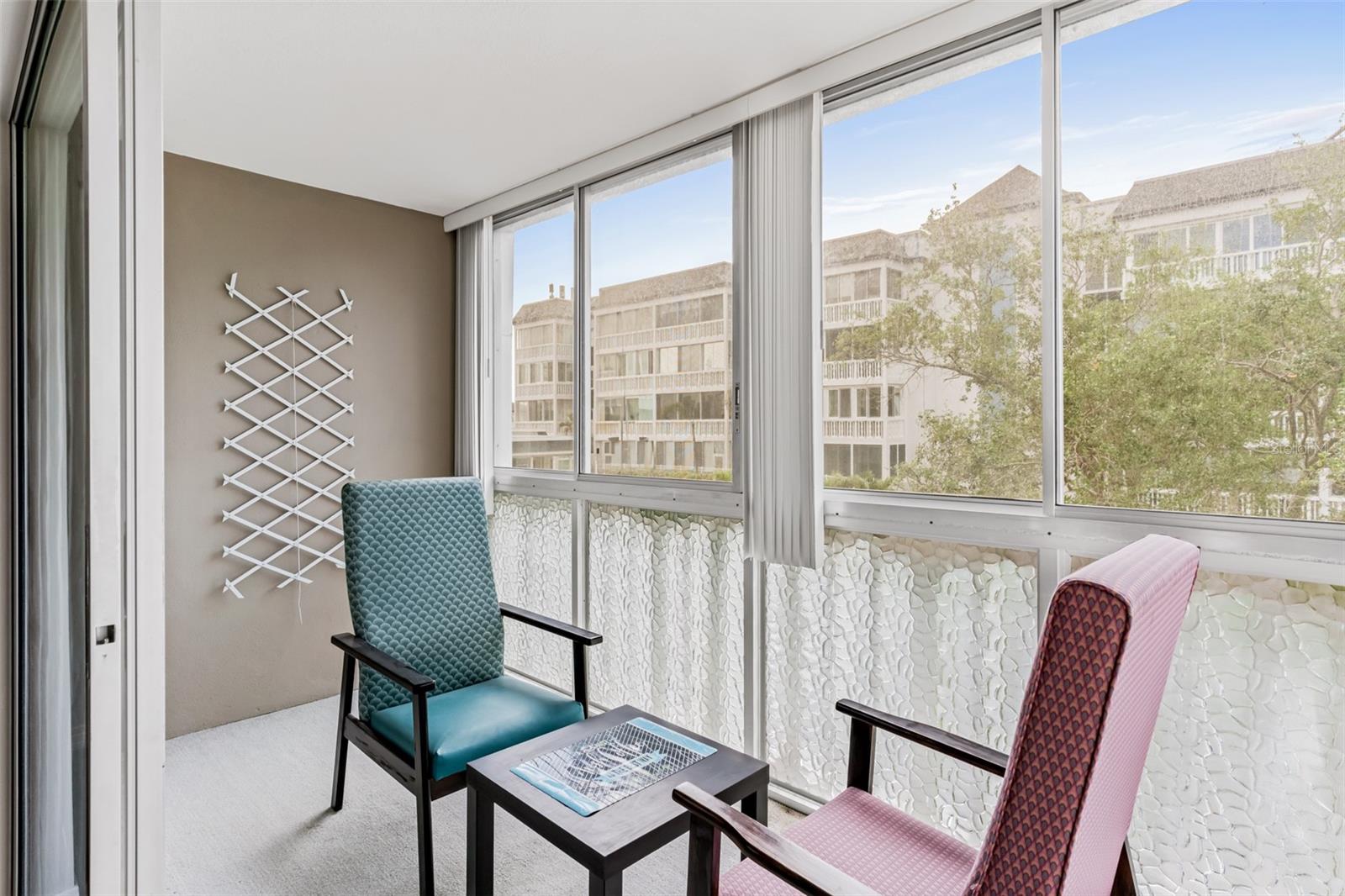147 Bluff View Unit 206, Belleair Bluffs, FL 33770