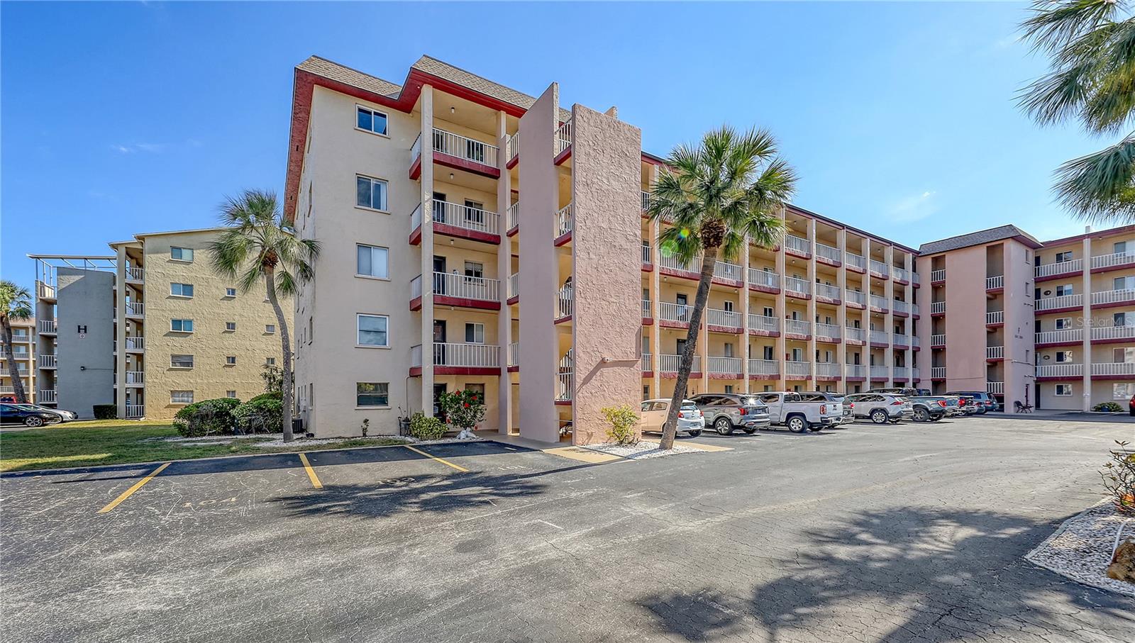 3845 Lake Bayshore Unit F103, Bradenton, FL 34205