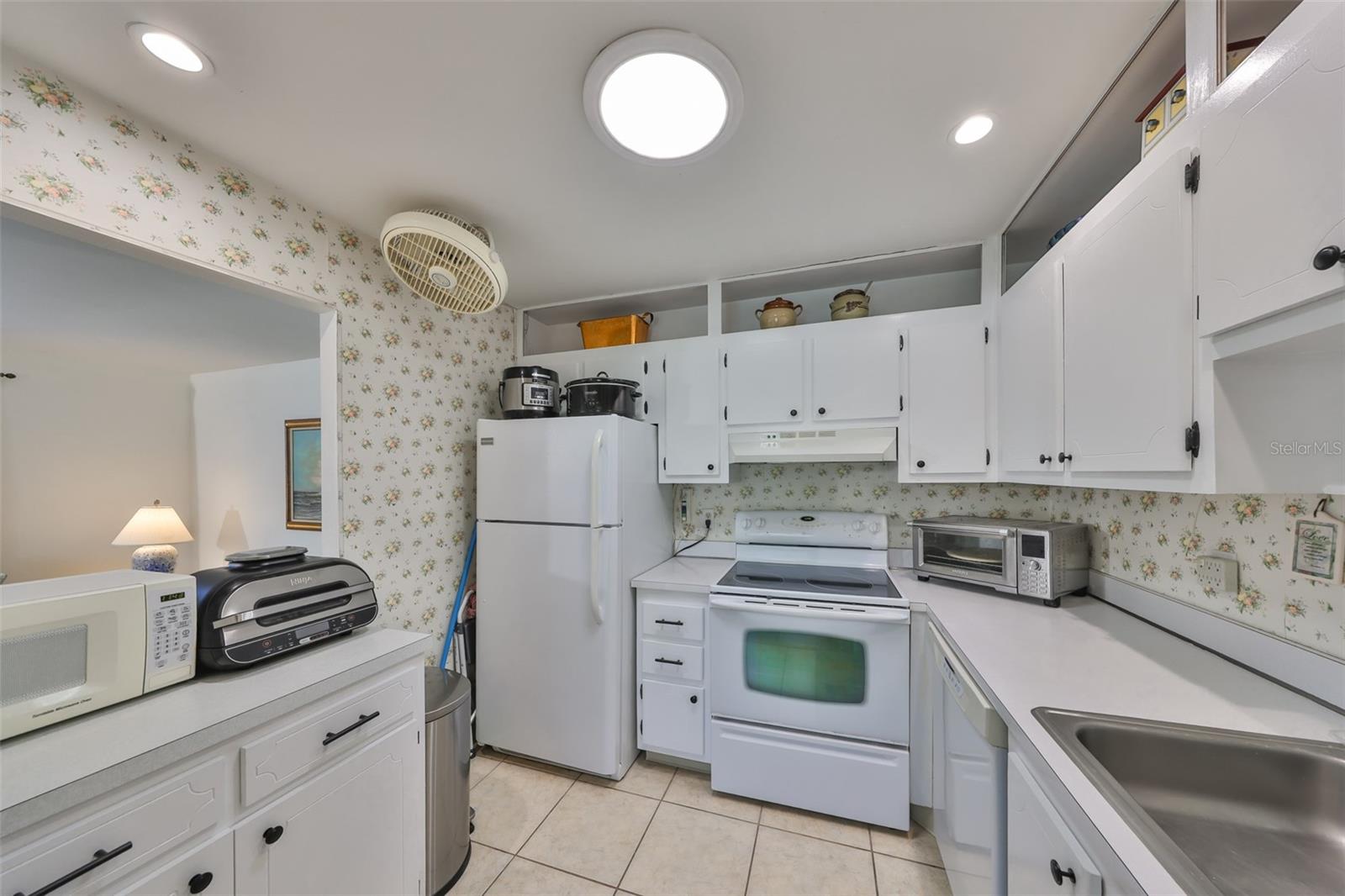 2202 Clubhouse Unit 174, Sun City Center, FL 33573