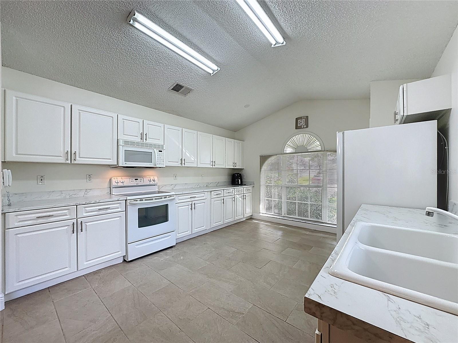 3684 Eversholt, Clermont, FL 34711