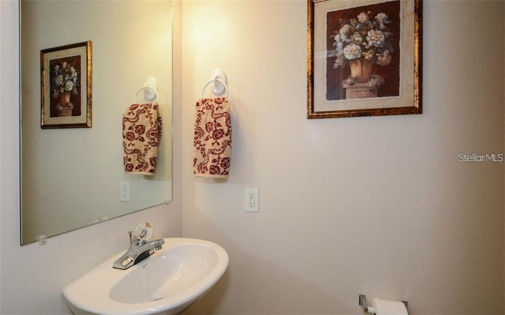 7685 Plantation Unit B, University Park, FL 34201