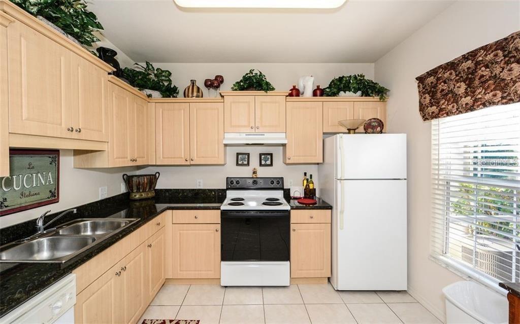 7685 Plantation Unit B, University Park, FL 34201