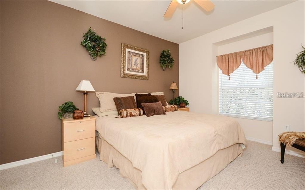 7685 Plantation Unit B, University Park, FL 34201