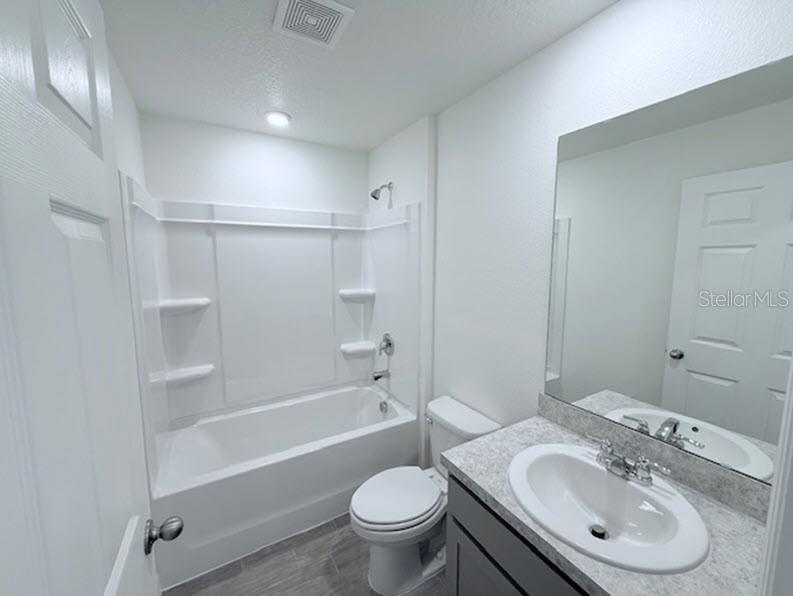 25 Round Thorn, Palm Coast, FL 32164