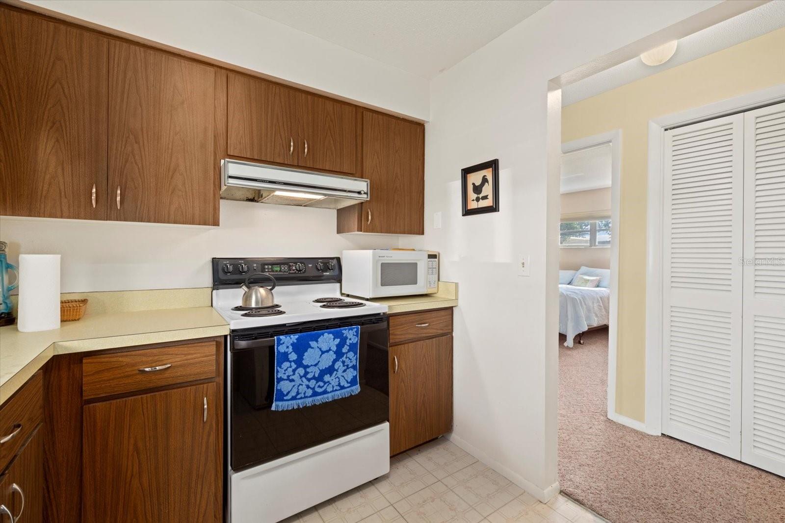 1343 Glendale Unit 216, Sarasota, FL 34232